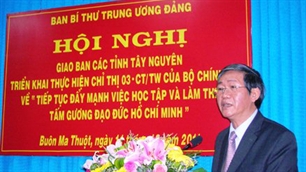 Le Tay Nguyen renforce le mouvement Suivre l'exemple moral de Ho Chi Minh